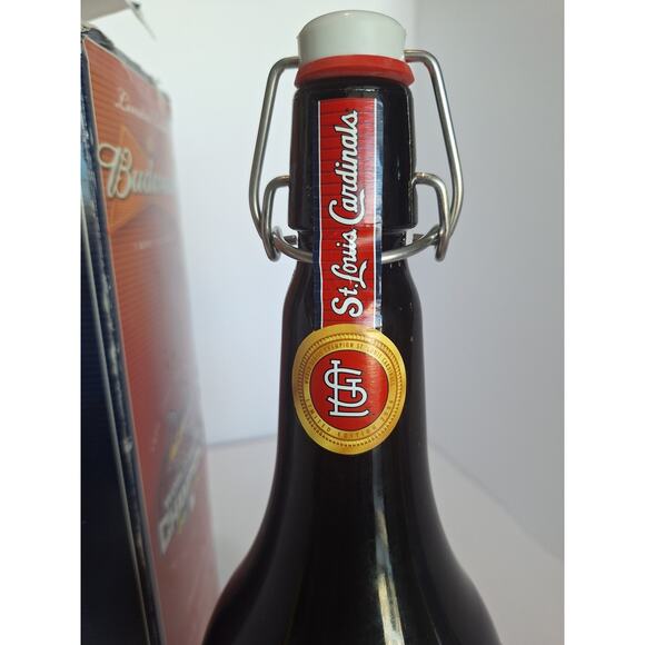 Budweiser 06 St. Louis Cardinals World Series Champions Bottle & Box Collectible - Picture 2 of 5